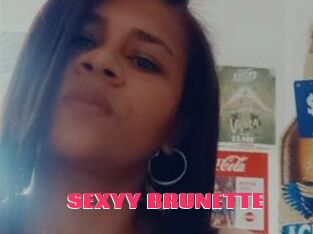 SEXYY_BRUNETTE